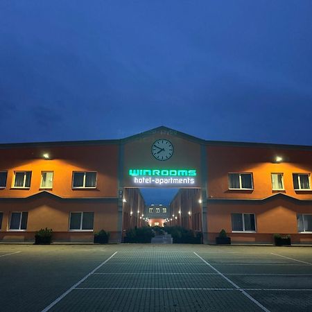 Winrooms "Hotel&Appartement" Wiener Neustadt Eksteriør bilde